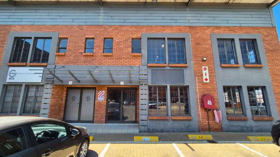 To Let Commercial Property for Rent in Hennopspark Gauteng