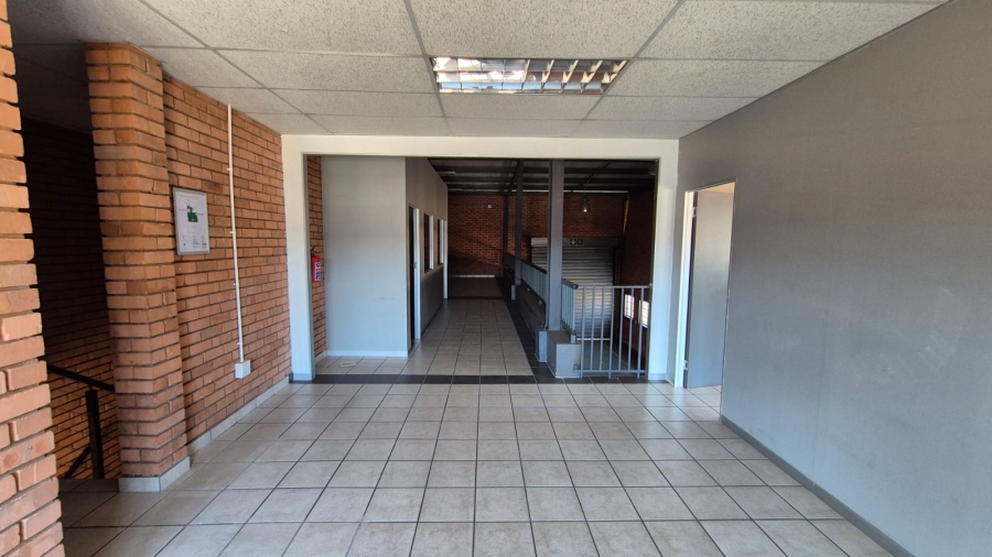 To Let Commercial Property for Rent in Hennopspark Gauteng