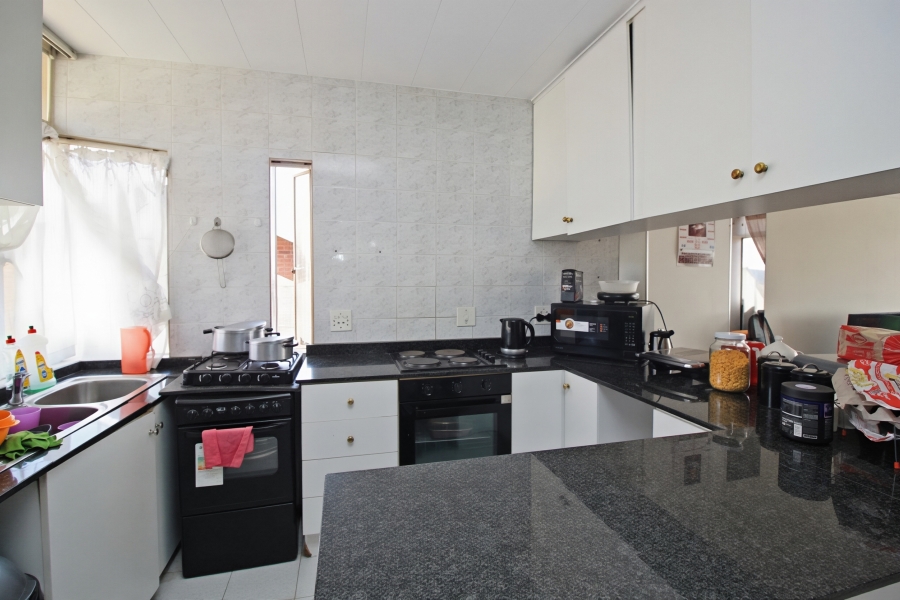 2 Bedroom Property for Sale in Primrose Hill Gauteng