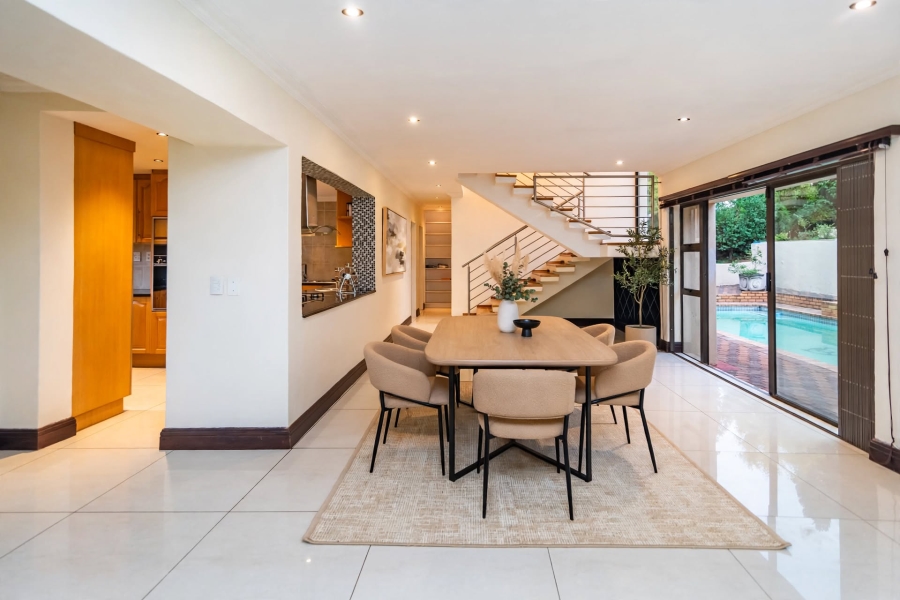 4 Bedroom Property for Sale in Roodekrans Gauteng