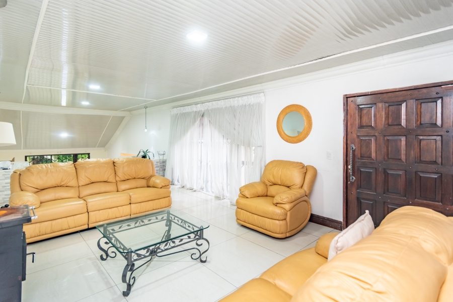 4 Bedroom Property for Sale in Roodekrans Gauteng