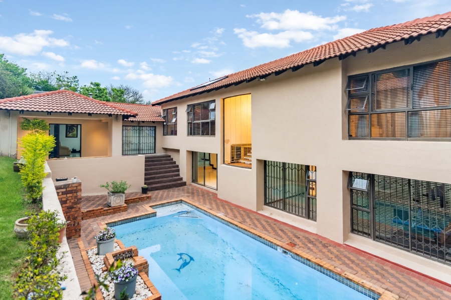 4 Bedroom Property for Sale in Roodekrans Gauteng