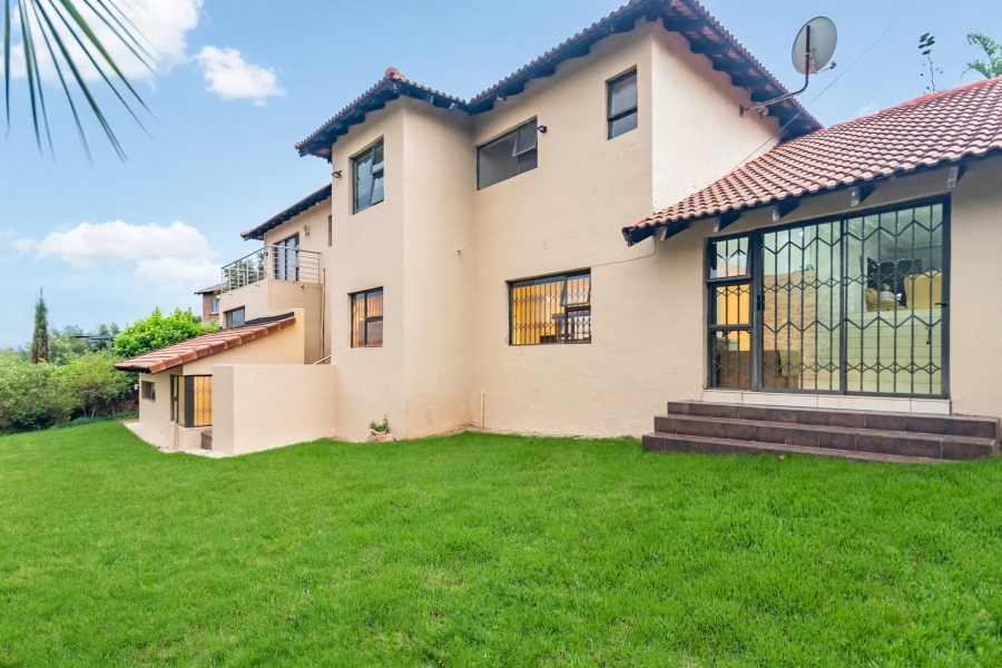 4 Bedroom Property for Sale in Roodekrans Gauteng