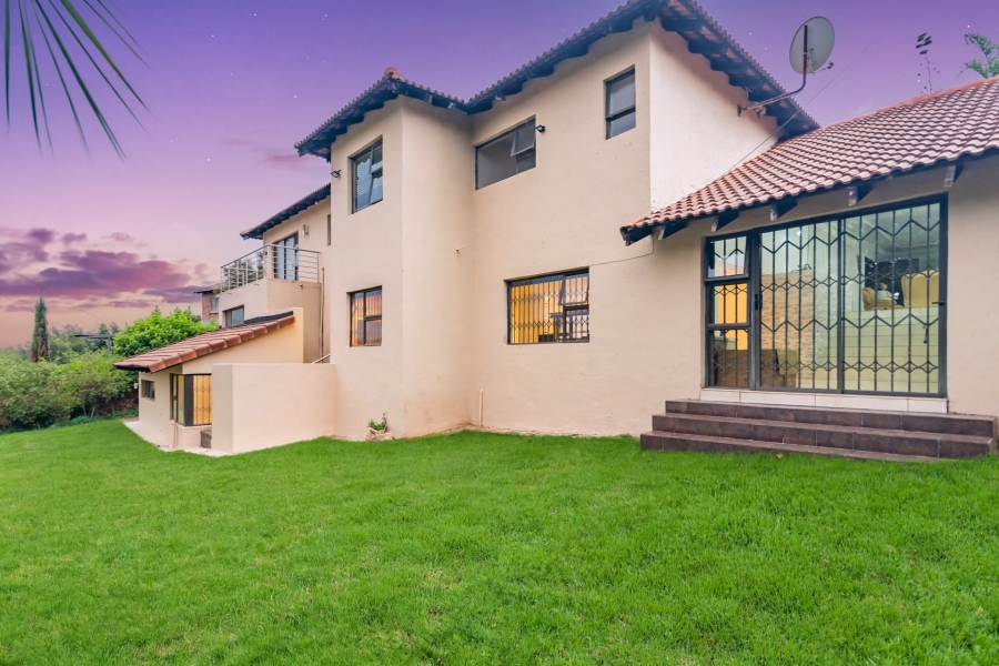 4 Bedroom Property for Sale in Roodekrans Gauteng