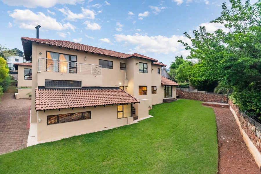4 Bedroom Property for Sale in Roodekrans Gauteng