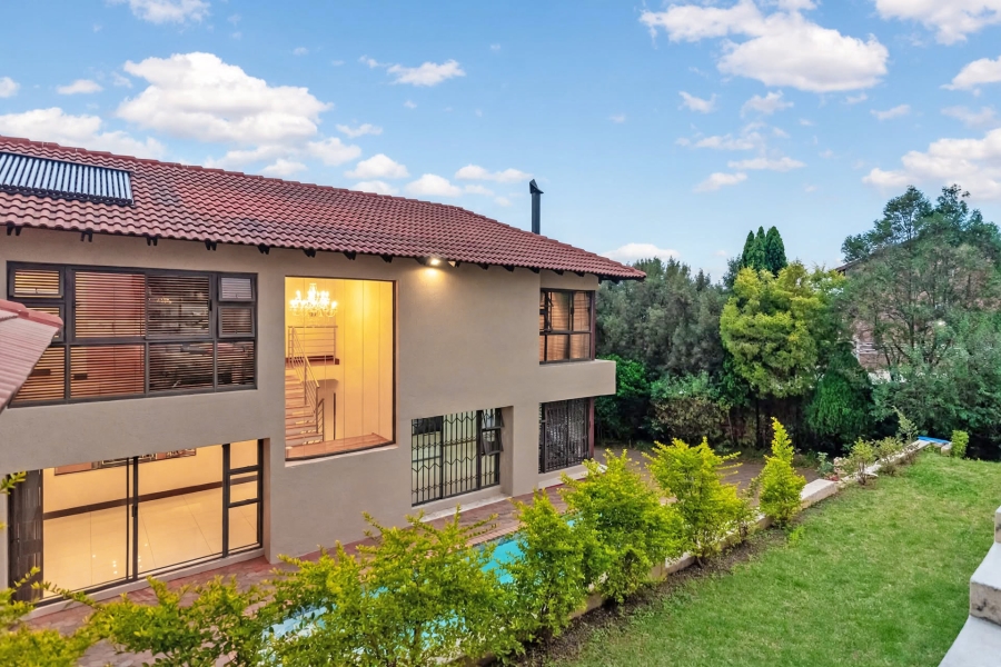 4 Bedroom Property for Sale in Roodekrans Gauteng