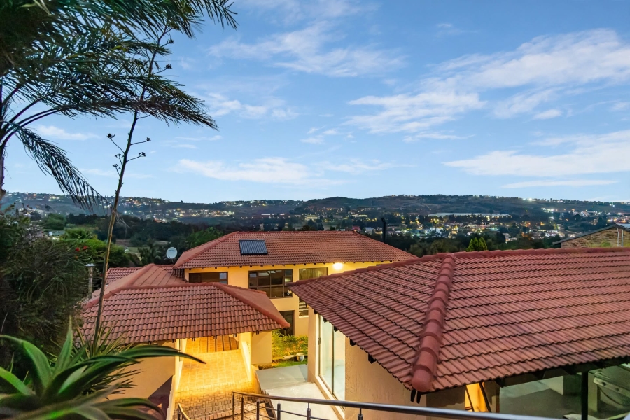 4 Bedroom Property for Sale in Roodekrans Gauteng