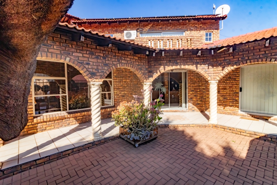 3 Bedroom Property for Sale in Terenure Gauteng