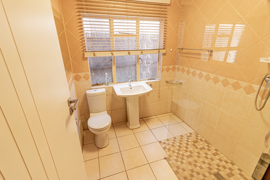 3 Bedroom Property for Sale in Terenure Gauteng