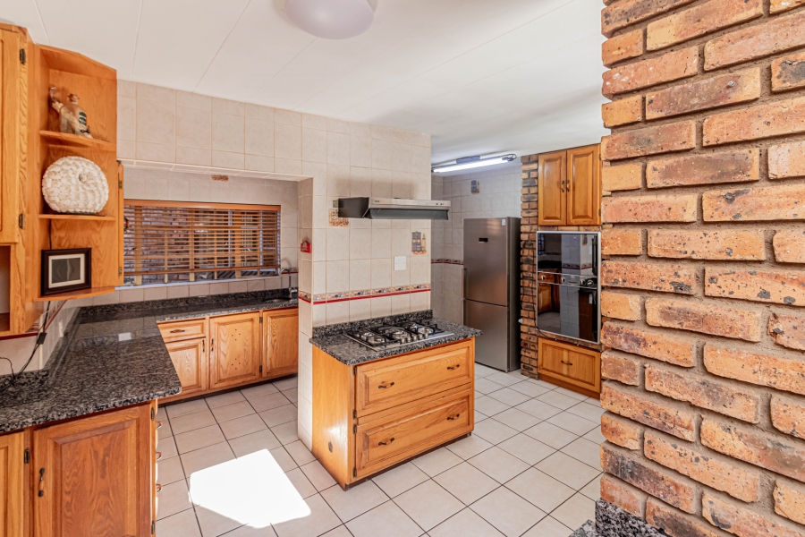 3 Bedroom Property for Sale in Terenure Gauteng