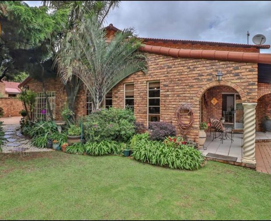 3 Bedroom Property for Sale in Terenure Gauteng