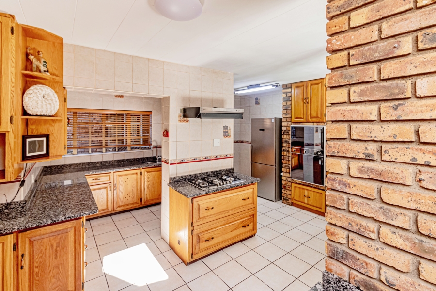 3 Bedroom Property for Sale in Terenure Gauteng