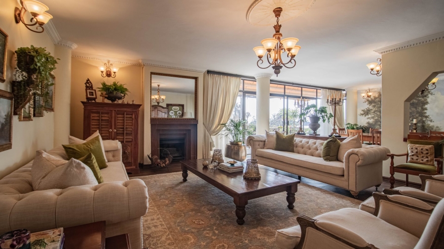 To Let 6 Bedroom Property for Rent in Bedfordview Gauteng