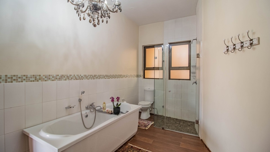 To Let 6 Bedroom Property for Rent in Bedfordview Gauteng