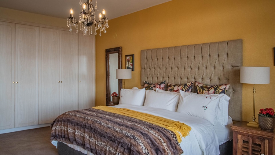 To Let 6 Bedroom Property for Rent in Bedfordview Gauteng