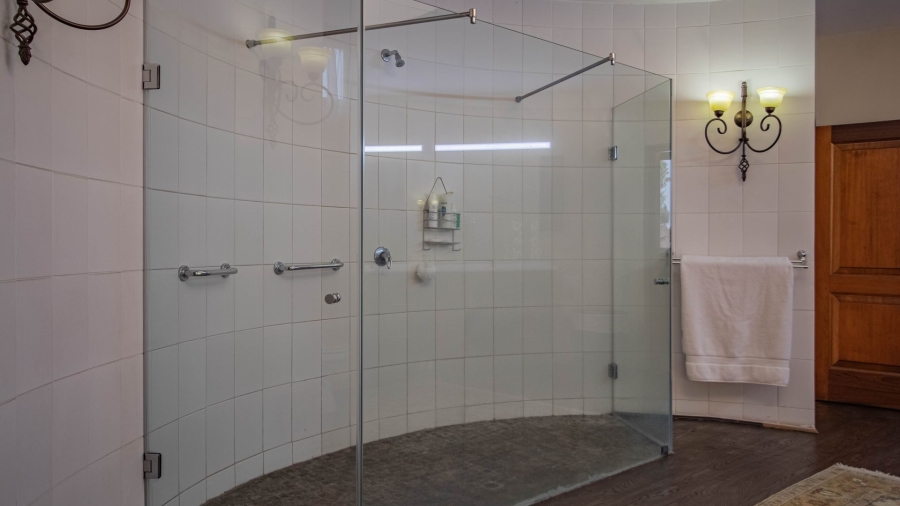 To Let 6 Bedroom Property for Rent in Bedfordview Gauteng