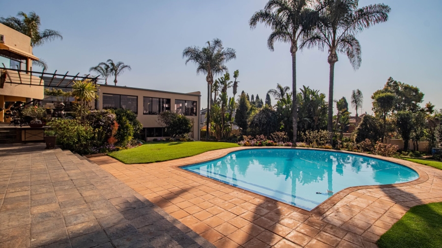 To Let 6 Bedroom Property for Rent in Bedfordview Gauteng