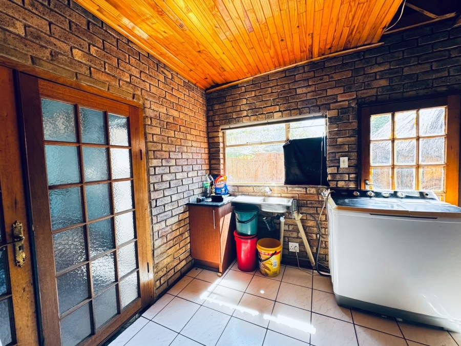 3 Bedroom Property for Sale in Daspoort Gauteng