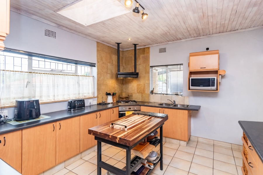 3 Bedroom Property for Sale in Kenmare Gauteng