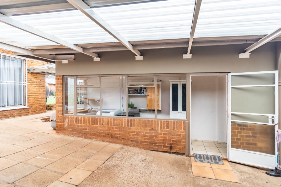 3 Bedroom Property for Sale in Kenmare Gauteng