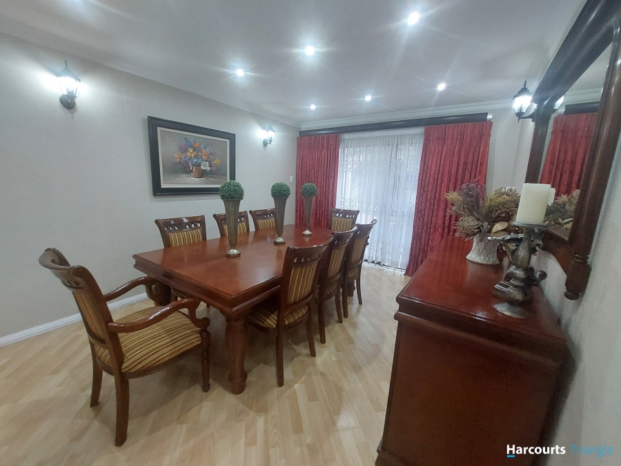 6 Bedroom Property for Sale in Three Rivers Gauteng