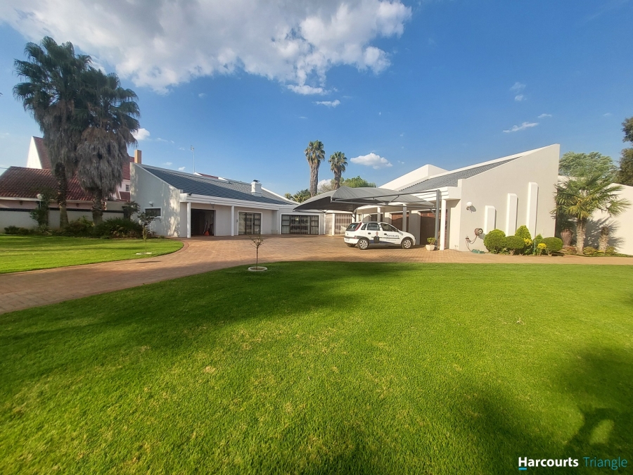 6 Bedroom Property for Sale in Three Rivers Gauteng