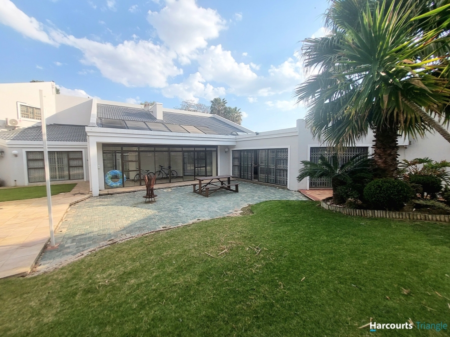 6 Bedroom Property for Sale in Three Rivers Gauteng
