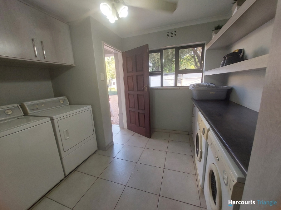 6 Bedroom Property for Sale in Three Rivers Gauteng