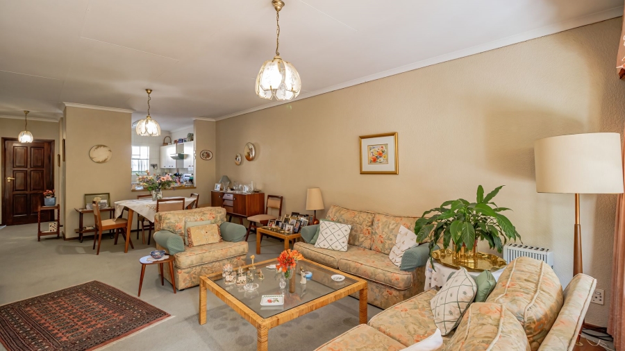 2 Bedroom Property for Sale in Magaliessig Gauteng