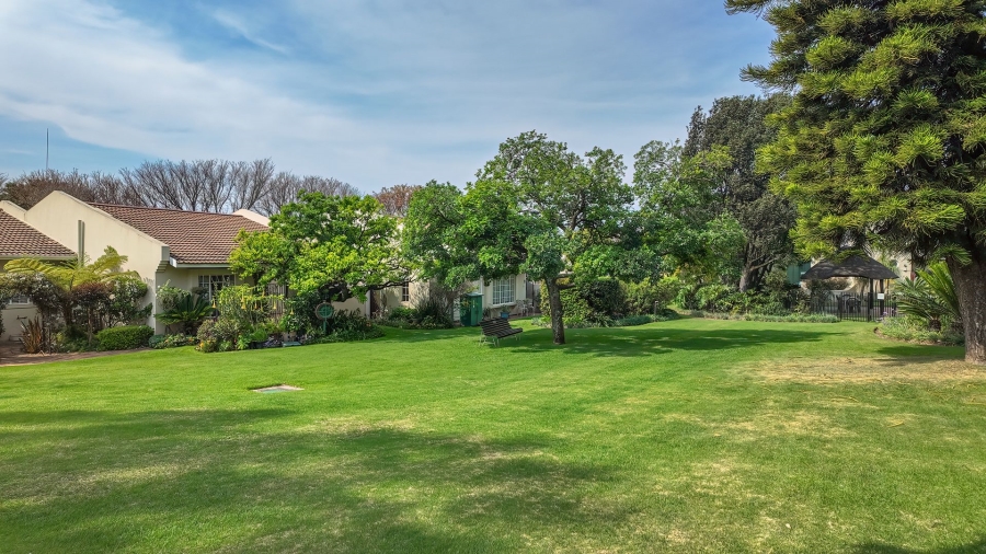 2 Bedroom Property for Sale in Magaliessig Gauteng