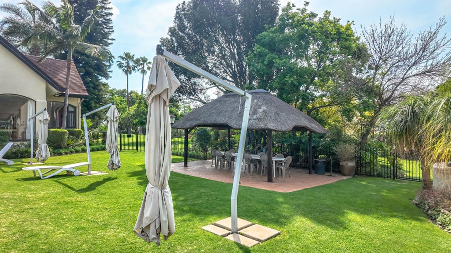 2 Bedroom Property for Sale in Magaliessig Gauteng