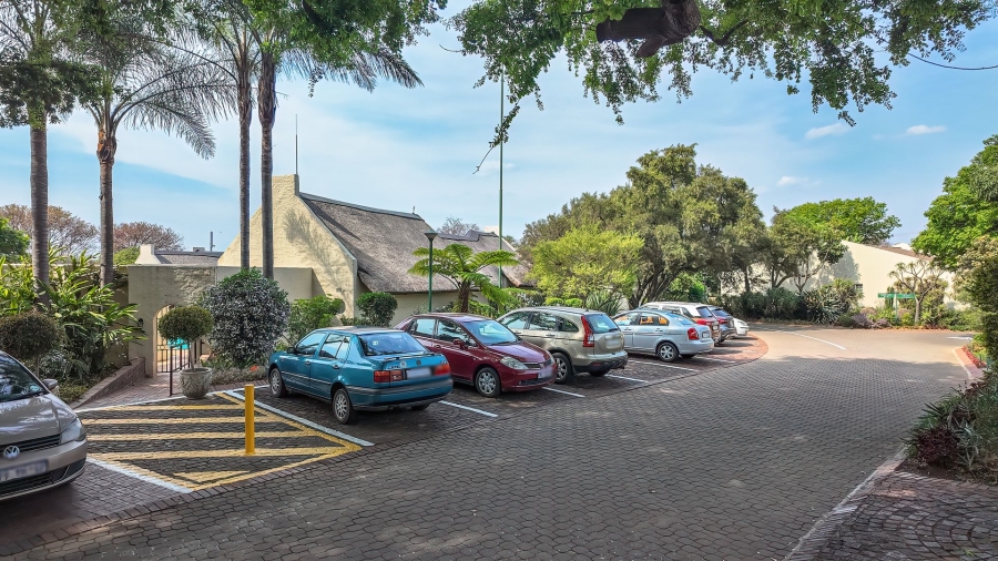 2 Bedroom Property for Sale in Magaliessig Gauteng