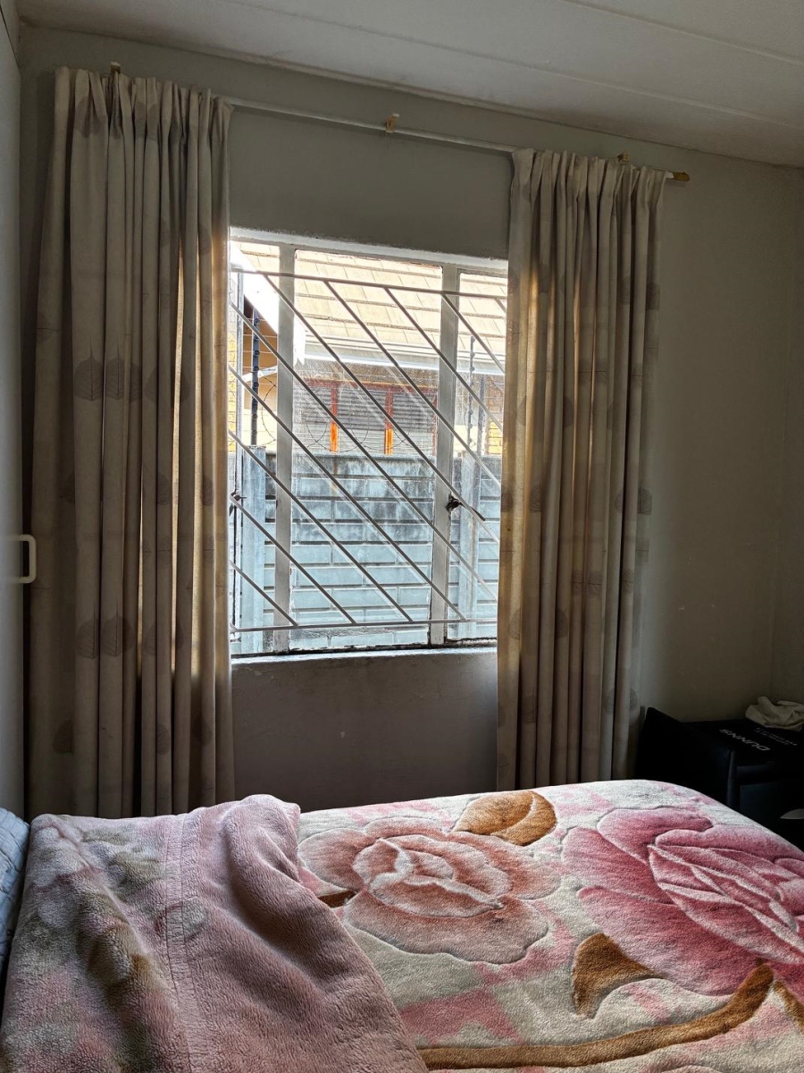 2 Bedroom Property for Sale in Glen Marais Gauteng