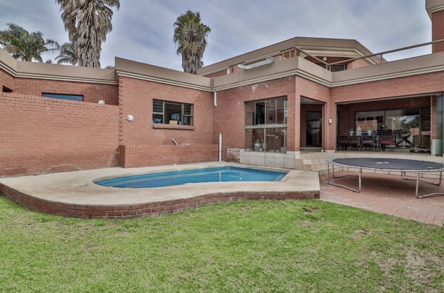 5 Bedroom Property for Sale in Meyersdal Gauteng