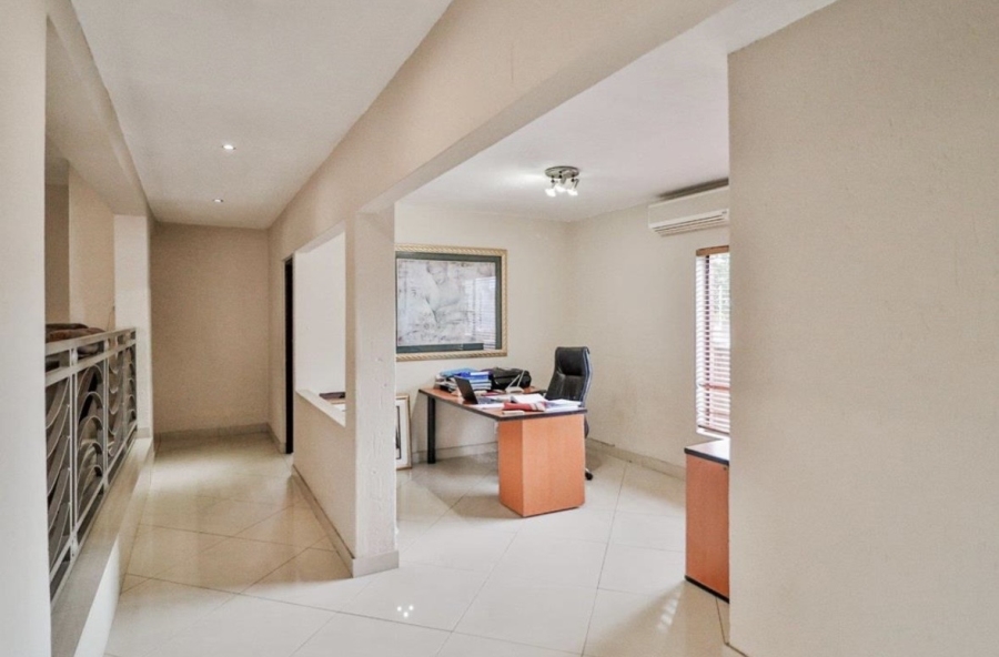 5 Bedroom Property for Sale in Meyersdal Gauteng