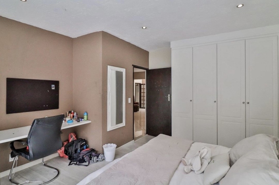 5 Bedroom Property for Sale in Meyersdal Gauteng
