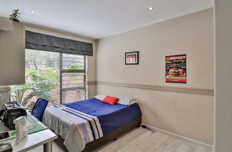 5 Bedroom Property for Sale in Meyersdal Gauteng