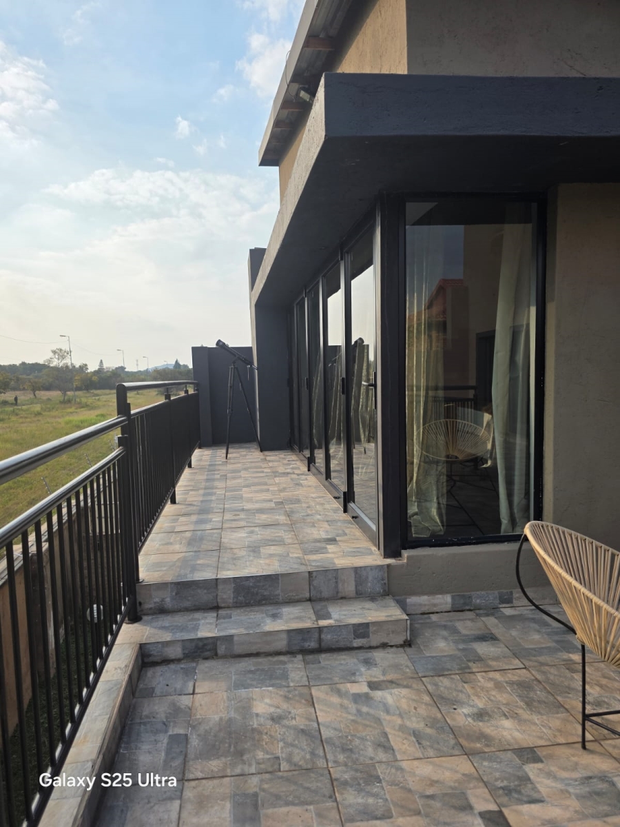 5 Bedroom Property for Sale in Theresa Park Gauteng