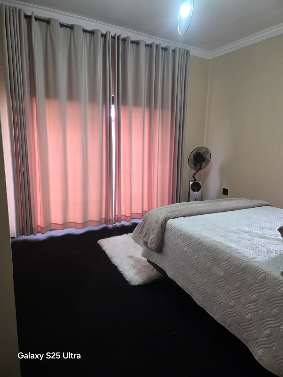 5 Bedroom Property for Sale in Theresa Park Gauteng