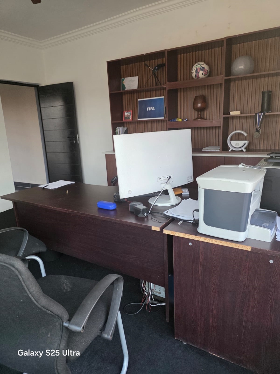 5 Bedroom Property for Sale in Theresa Park Gauteng