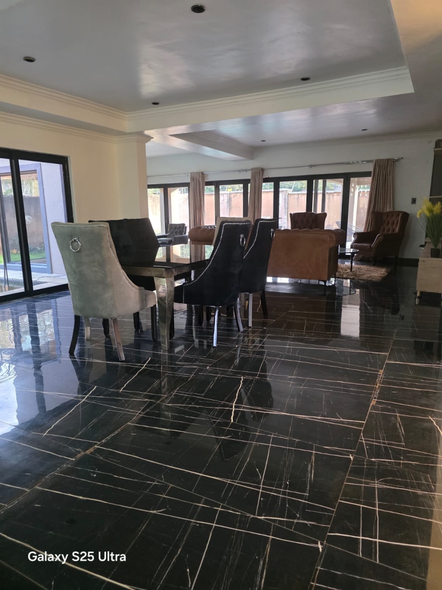 5 Bedroom Property for Sale in Theresa Park Gauteng