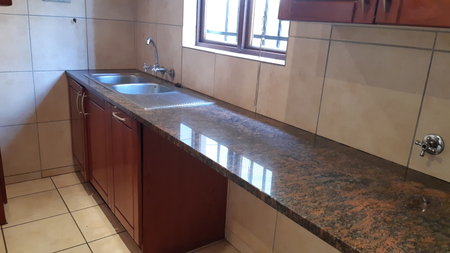 To Let 3 Bedroom Property for Rent in Faerie Glen Gauteng