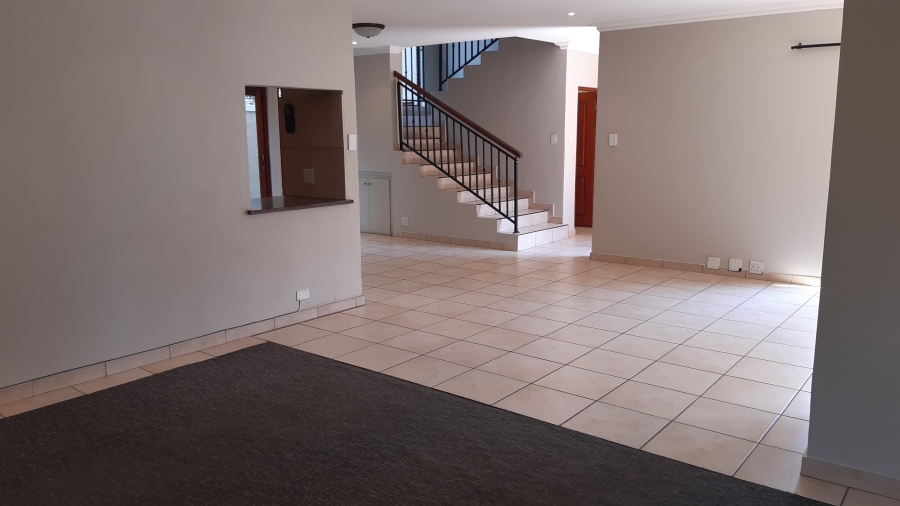 To Let 3 Bedroom Property for Rent in Faerie Glen Gauteng