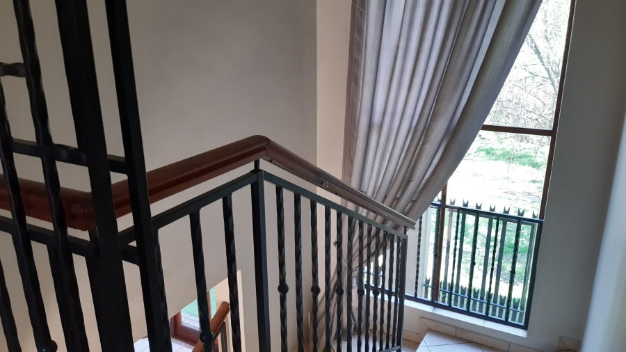To Let 3 Bedroom Property for Rent in Faerie Glen Gauteng