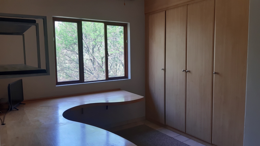 To Let 3 Bedroom Property for Rent in Faerie Glen Gauteng