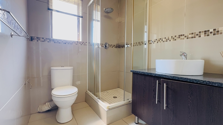 3 Bedroom Property for Sale in Helderwyk Gauteng