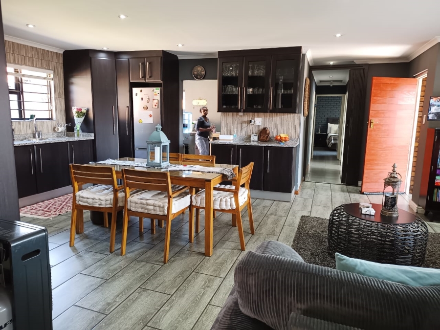 3 Bedroom Property for Sale in Elandspark Gauteng