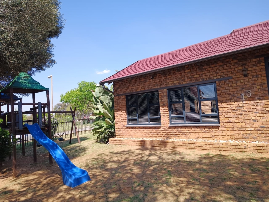 3 Bedroom Property for Sale in Elandspark Gauteng