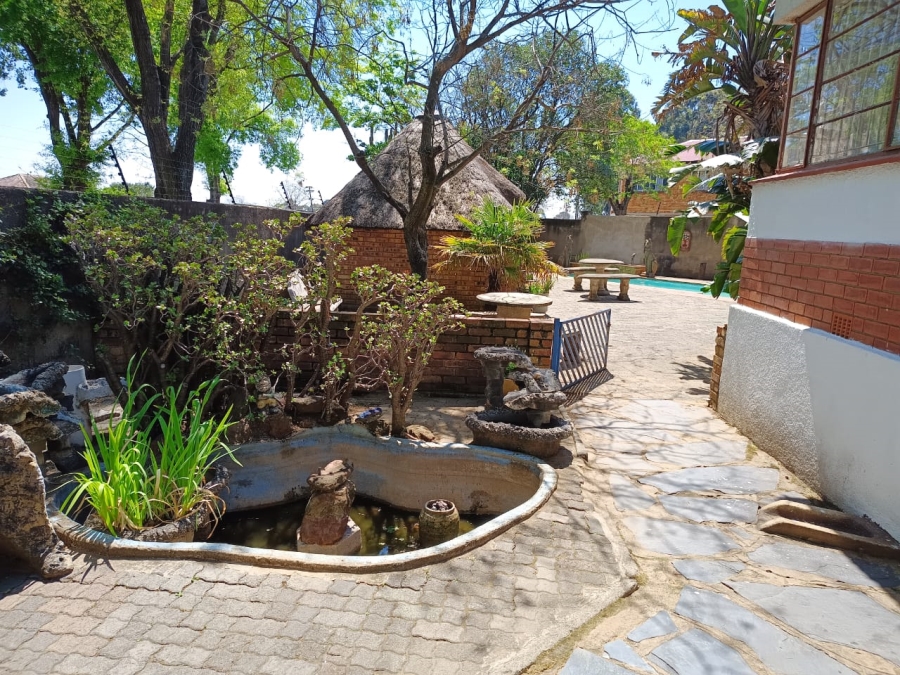 5 Bedroom Property for Sale in Turf Club Gauteng