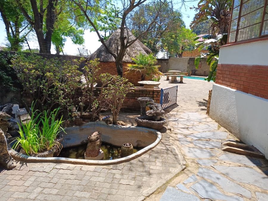 5 Bedroom Property for Sale in Turf Club Gauteng